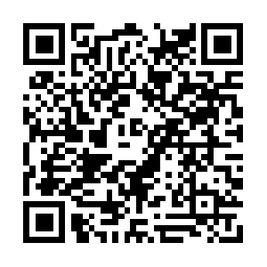 Arethereanywomenrunningforilgovernor.com QR code