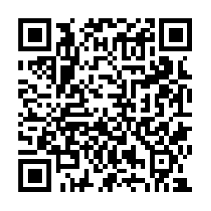 Every-bodys-prose-tostay-knowing.info QR code