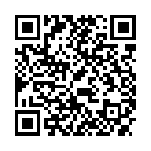 Godaddylivewithbobparsons.biz QR code