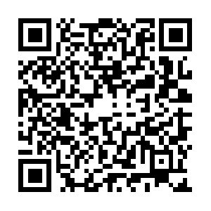 Vast-info-tostore-flowing-onward.info QR code